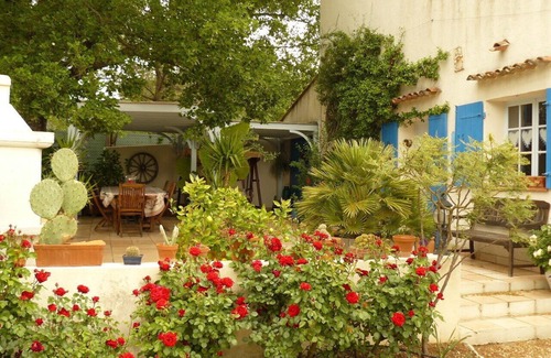 La Roquebrussanne House | Listed country house 3 star 30 minutes from the beaches