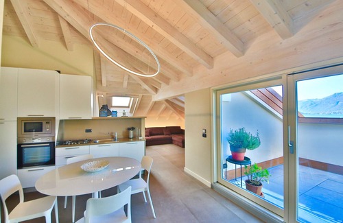 Bellagio Apartment | LISZT ATTIC by KlabHouse-modern 2BR-4pax- w/aircond