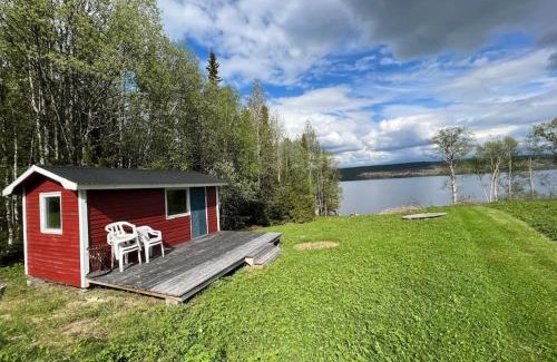 Stromsund Municipality House | Liten sovstuga nära till sjö