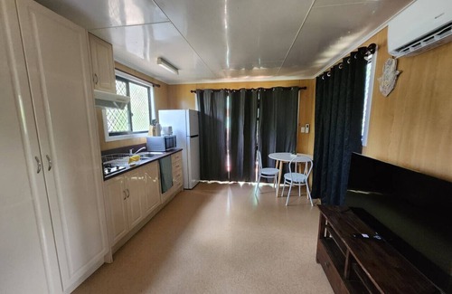 Cooktown Cabin | Little Bitty on Howard