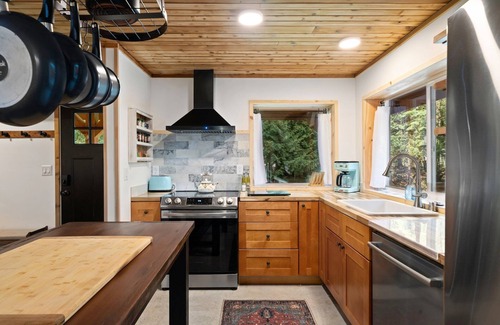 Sudden Valley House | Little Blue by Gather | King Beds, Garden Views, Trails Nearby