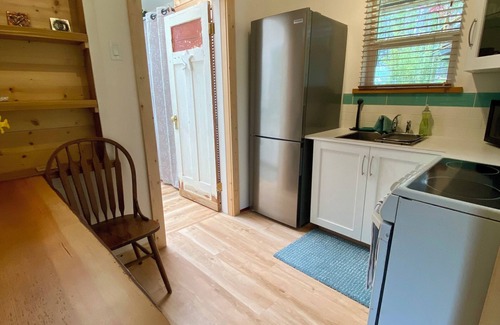 Sunshine Coast Cabin | Little Cabin in Middlepoint, nNestled amongst cedars on a private quiet acreage.