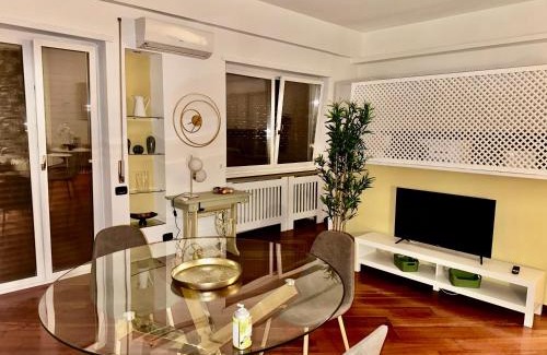 Zona LIII Tomba di Nerone Apartment | Little Cassia