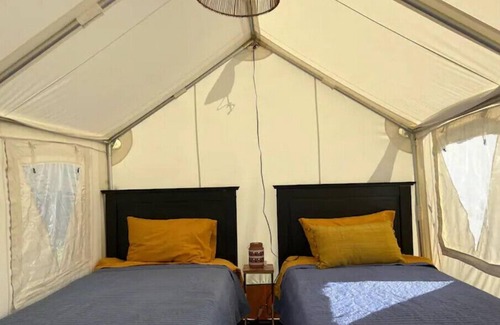 Lorena RV Rental | Little Dipper One-Starlite Glampground