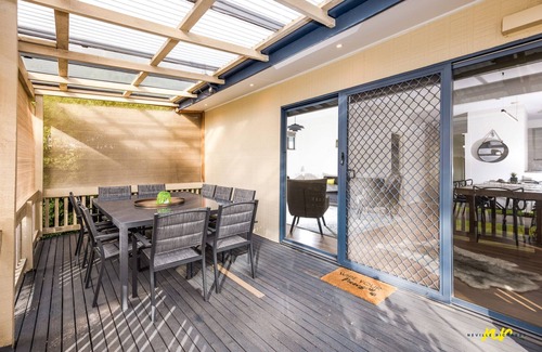 Portarlington House | Little Gem in Heart of Portarlington