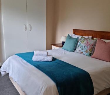 Nelson Mandela Bay Ski Chalet | Little Louisa