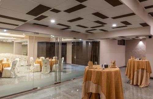 Pimpri - Chinchwad Hotel | Little Mastiff Moshi by OTHPL
