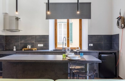 Venezia Nuova Apartment | Little Venice Charming Flat with Canal View