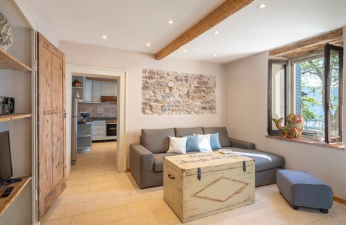 Gargnano Apartment | Little Wonder on the Garda