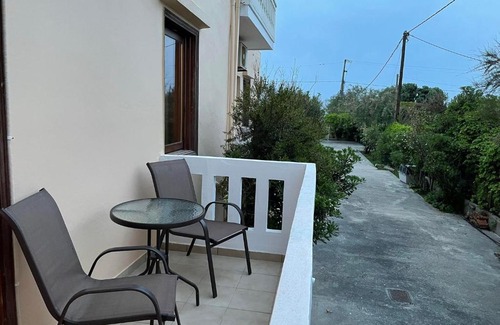 Kamisiana Apartment | Livadia Studios