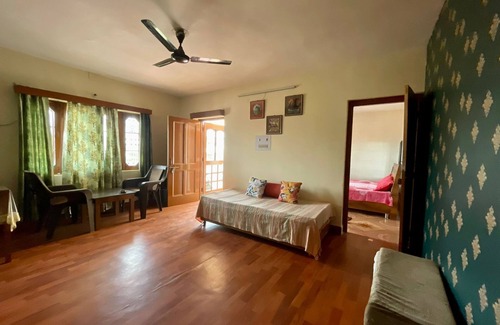 Palampur House | Live like locals in a quiet neighborhood of Palampur.