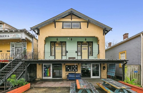 Bywater Apartment | Lively Bywater/St Claude Apt w/Balcony