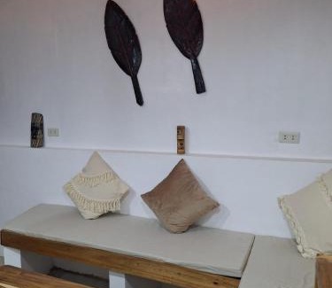 Luzon House | Liwanag