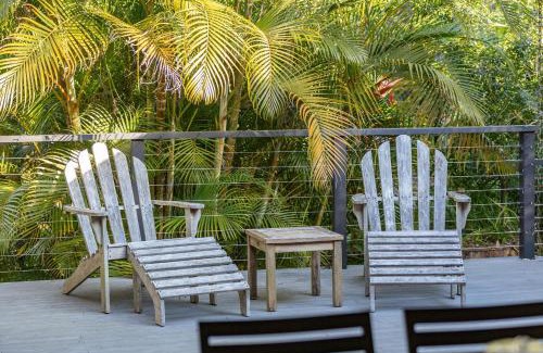 Elizabeth Beach House | Lizzie Bliss