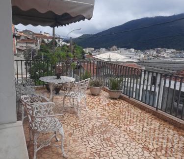 Regiao Urbana Homogenea XV House | Localização privilegiada e conforto!