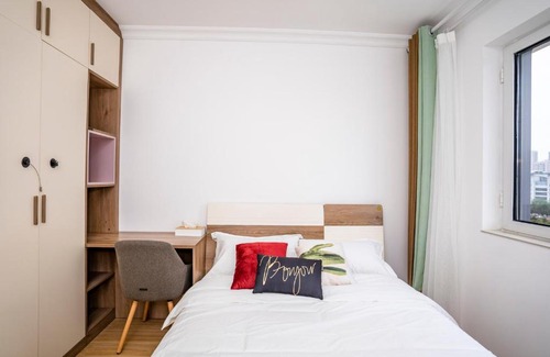 Haigang District Apartment | Locals Apartment House 01
