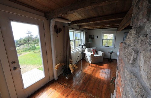 Peggy's Cove Cottage | Located in the heart of Peggys Cove! Featured in Saltscapes Atlantic magazine!