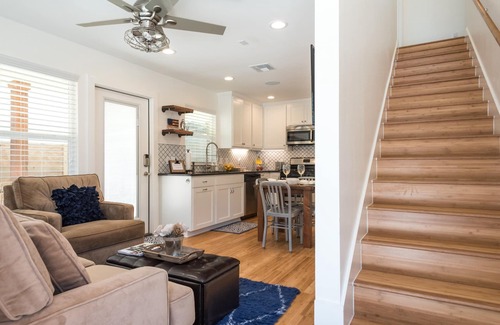 Holly House | LOCATION- Clara Cottage is in the Heart of East Austin