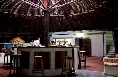 Mahajanga House | Location de vacances vue sur mer à petite plage