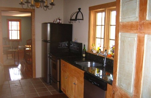 St. Michaels Cottage | Location, Location, Location! - W Melson House - Beautiful - In Town St Michaels