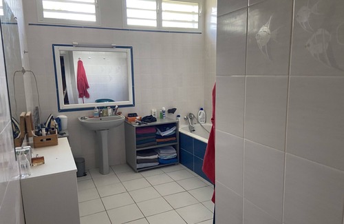 L'Autre-Bord Villa | Location Saisonnière Grand Espace Familial. Plage, Activités Nautiques à 5 mn