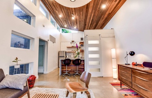 Boise House | Location, style and space! - Midcentury Modern Home - Steps from Restaurant Row