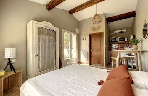 Cazouls-les-Beziers Bed & Breakfast | Lodge Paradisiaque Spa