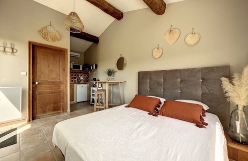 Cazouls-les-Beziers Bed & Breakfast | Lodge Paradisiaque Spa
