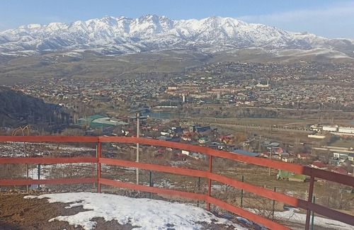 Uzbekistan Cabin | Lodges on the higher mountain and lake view backed 20 min from train station