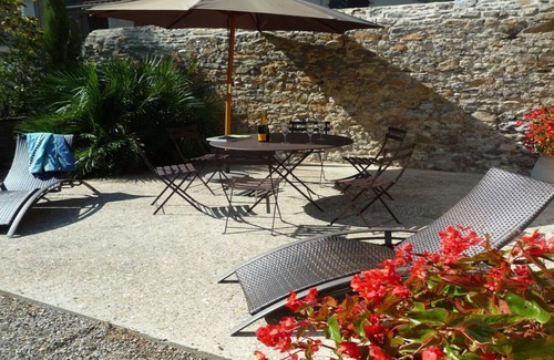 Marseillette House | Lodging in an old wine cellar along the Canal du Midi