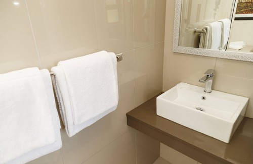 George Central House | Loerie Guest Lodge