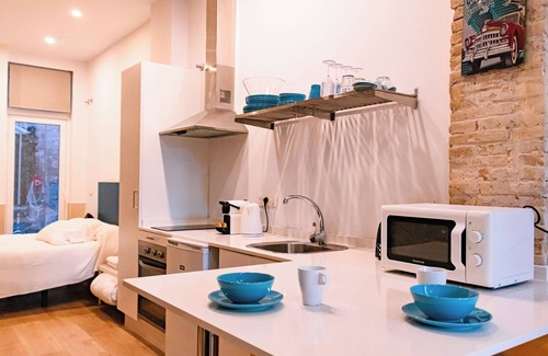 Montolivet Apartment | Loft 1 independent with shared pool in downtown Valencia