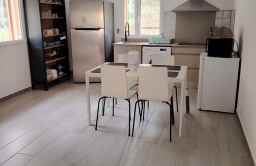 Chiva Villa | Loft in the villa, swimming pool, parking, enclosed garden.