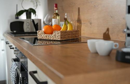 Loerrach Apartment | Loft mit Balkon & Parkplatz, Nähe Basel