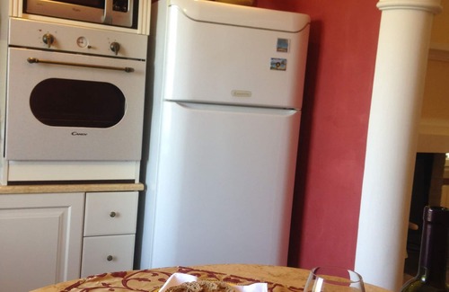 Montelabbate Apartment | LOFT of 40 s.m. in a large Villa in the Marche hills a few minutes from the sea.