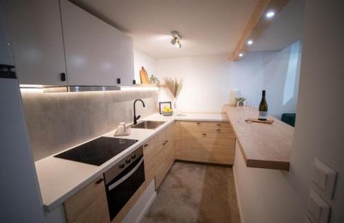 Spata-Artemida Apartment | Loft Studios