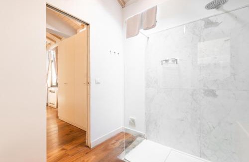 Trastevere Apartment | Loft via della Scala with terrace