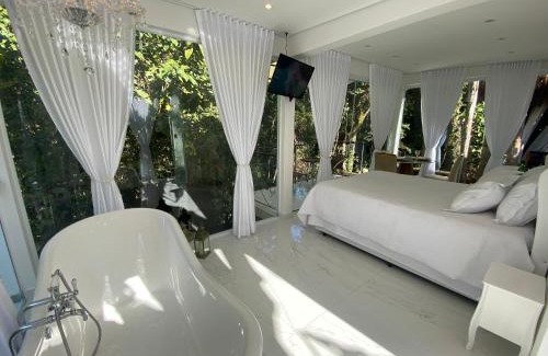 Mairinque Cabin | Loft Vidro Vitoriano em Condomínio Rota do Vinho São Roque