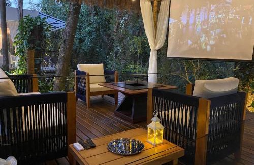 Mairinque Cabin | Loft Vidro Vitoriano em Condomínio Rota do Vinho São Roque