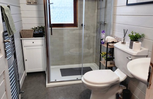 Glen of Aherlow Cabin | Log Cabin Accommodation, Log Cabin