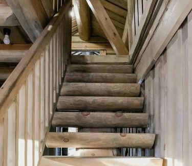Hallen House | Log House With Sauna And Fireplace In Bydalen