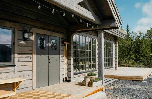 Hallen House | Log House With Sauna And Fireplace In Bydalen