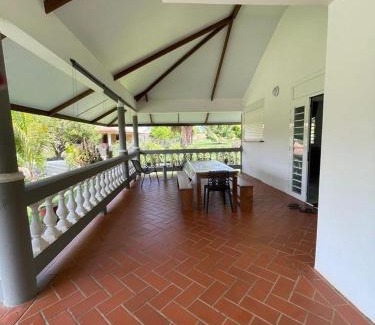 Remire Montjoly House | Logement F2 de 100 m carré