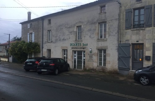 Benet Apartment | ✔Logement LE BUREAU✔60m² ✔Confort and Calm✔