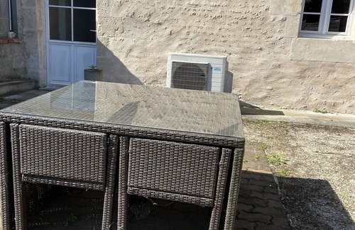 Benet Apartment | ✔Logement LE BUREAU✔60m² ✔Confort and Calm✔