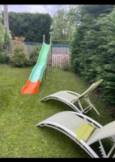 Alix Apartment | Logements chaleureux dans Maison avec piscine à 35 min de LYON