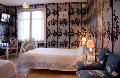 Saint-Cirgues-de-Jordanne Hotel | Logis Hotel Les Tilleuls