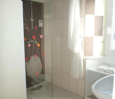 Saint-Cirgues-de-Jordanne Hotel | LOGIS HOTEL Les Tilleuls