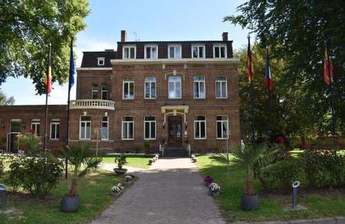 Corbehem Hotel | Logis Manoir de Fourcy
