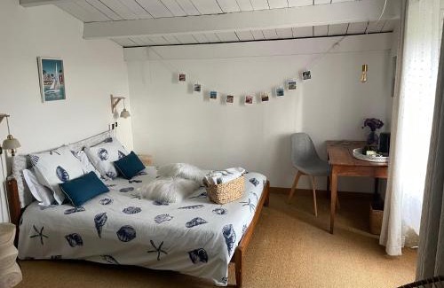 Dompierre-sur-Mer Bed & Breakfast | Logis Saint Léonard